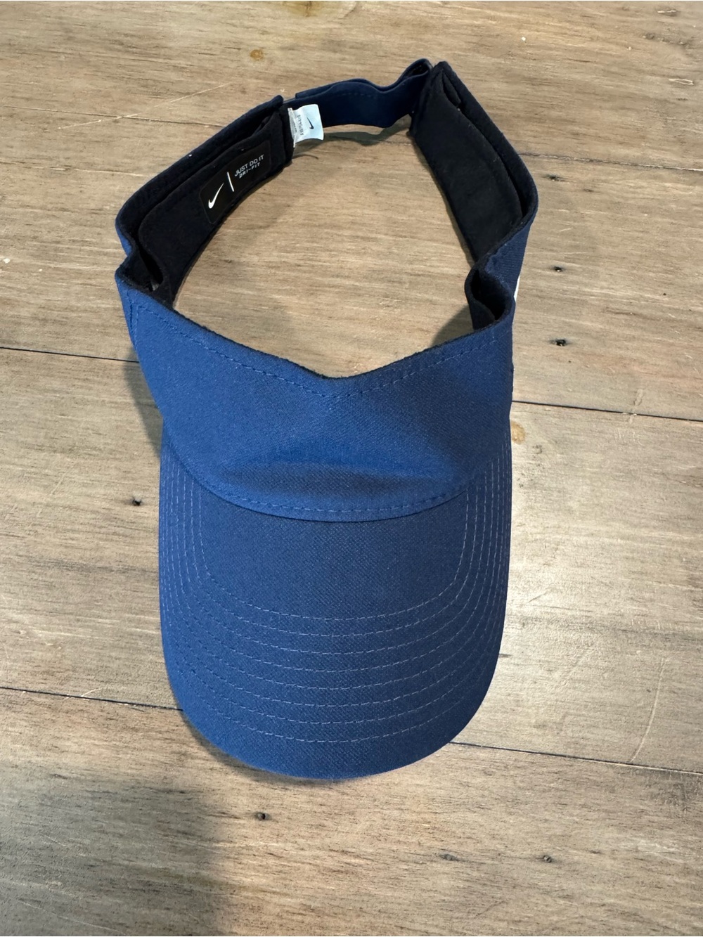 Nike Men’s Navy Blue Adjustable Sport Visor